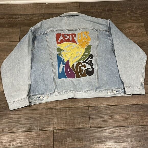 NWT Levi’s Premium Limited Edition Pride Jean Jacket Embroidered “Let Us Love" L - Picture 15 of 16